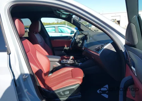 2023 BMW X3 xDrive30I z USA, uszkodzony, nr VIN 5UX53DP04P9S17792